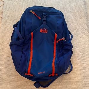 REI Tarn 18 Backpack